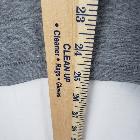 NWT LEI Women's Gray Floral Studded T-Shirt Sz Juniors XL - Picture 6 of 8